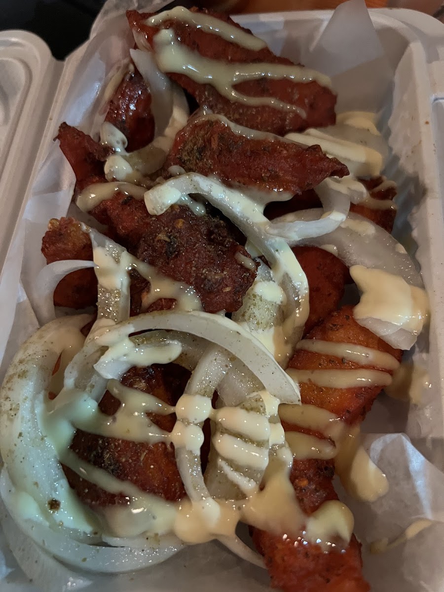 Momos